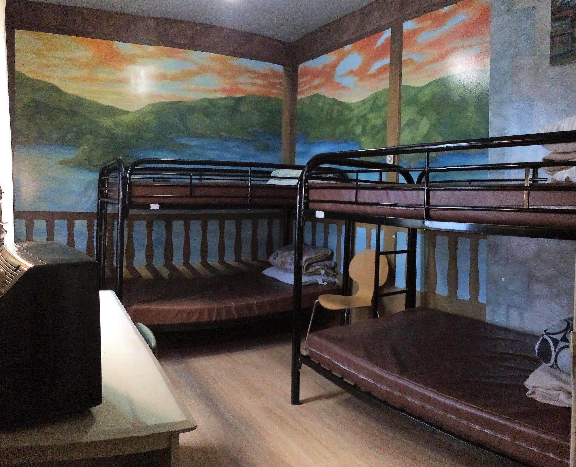 Turtle Hostel Victoria Extérieur photo